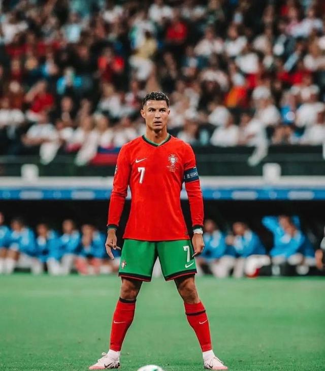 开云体育-关于从C罗在中国队比赛中惊艳表现到亚特兰大转会期内部沟通,斯图加特绝杀压哨备战国王杯的信息-开云体育